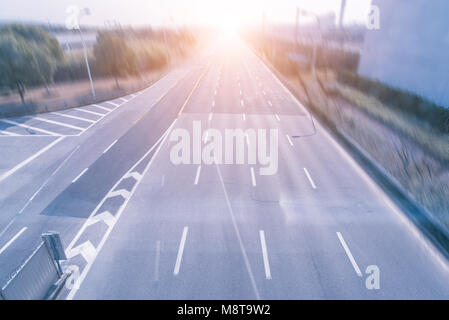 Städtischen Schnellstraße Verkehr Stockfoto