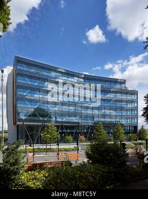 Die Außenfassade. 1 Forbury Hotel, Reading, Vereinigtes Königreich. Architekt: Aukett Swanke, 2016. Stockfoto