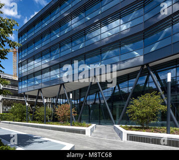 Ansicht der Außenfassade. 1 Forbury Hotel, Reading, Vereinigtes Königreich. Architekt: Aukett Swanke, 2016. Stockfoto