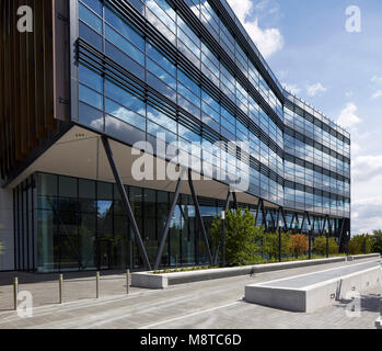 Ansicht der Außenfassade. 1 Forbury Hotel, Reading, Vereinigtes Königreich. Architekt: Aukett Swanke, 2016. Stockfoto