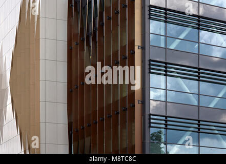 Fassade Detail. 1 Forbury Hotel, Reading, Vereinigtes Königreich. Architekt: Aukett Swanke, 2016. Stockfoto