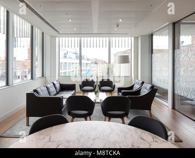 Executive Lounge. Office, London, Vereinigtes Königreich. Architekt: NA, 2017. Stockfoto