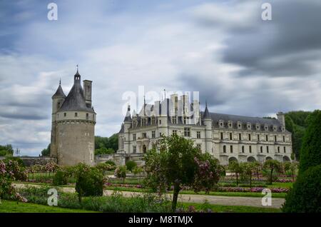 Schloss Chenonceau, Region Pays de la Loire, Frankreich. Snap von 27. Juni 2017. Blick auf das Schloss von der Seite der Gärten von Caterina de' Medici Stockfoto