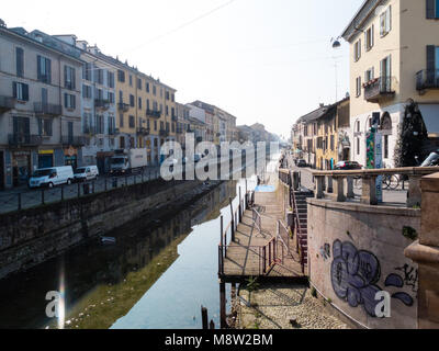 Mailand - Italien-03 12 2014, Navigli, Wasser Kanal verläuft durch die Stadt Mailand, Mailand Navigli sind ein System von Bewässerung und schiffbare Kanäle, Stockfoto