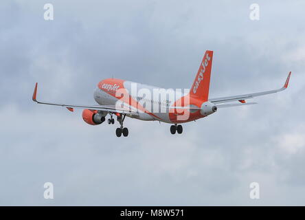 Verschiedene Flugzeuge Frachter und Kommerzielle.. Stockfoto