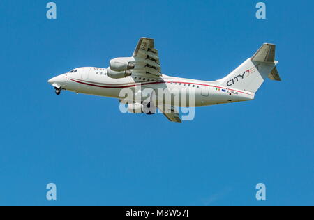 Verschiedene Flugzeuge Frachter und Kommerzielle.. Stockfoto