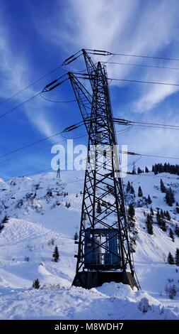 Arlbergpass zwischen Stuben und St. Anton im Winter Stockfoto