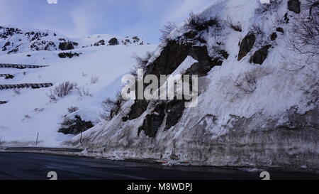 Arlbergpass zwischen Stuben und St. Anton im Winter Stockfoto