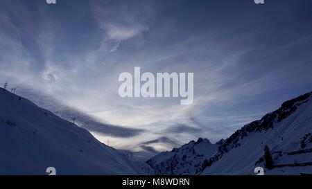 Arlbergpass zwischen Stuben und St. Anton im Winter Stockfoto