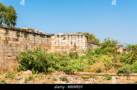 Wände von champaner Fort, ein UNESCO-Weltkulturerbe in Gujarat, Indien. Stockfoto