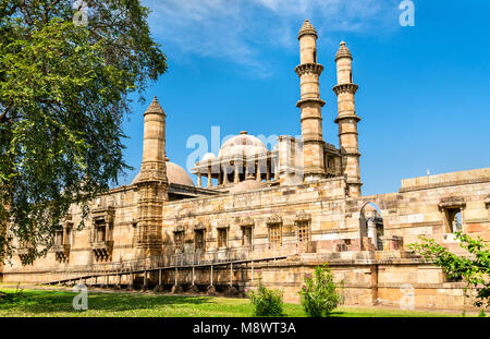 Jami Masjid, eine wichtige touristische Attraktion im Archäologischen Park Champaner-Pavagadh - Unionsstaat Gujarat in Indien Stockfoto