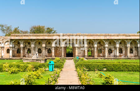 Jami Masjid, eine wichtige touristische Attraktion im Archäologischen Park Champaner-Pavagadh - Unionsstaat Gujarat in Indien Stockfoto