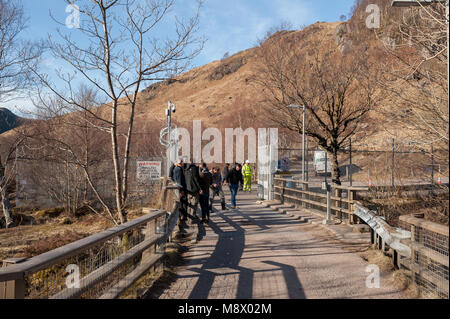 20. März 2018 Fort William Schottland Großbritannien. Pokemon 2 Film Unit und haben im Glen Nevis schottische Hochland kamen die Aufnahme zu starten. In den Hauptrollen Ryan Davies Stockfoto