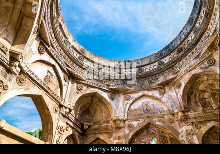 Jami Masjid, eine wichtige touristische Attraktion im Archäologischen Park Champaner-Pavagadh - Unionsstaat Gujarat in Indien Stockfoto