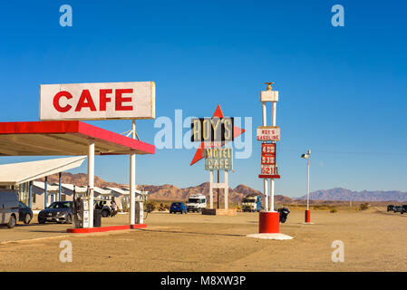 Roy's Motel und Cafe an der historischen Route 66 Stockfoto