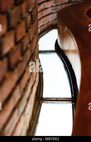 Die MIT-Kapelle (von Eero Saarinen entworfen) Funktionen Windows in den Boden, in das Licht von draußen lassen. In Cambridge, Massachusetts, USA. Stockfoto