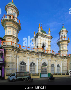 Myanmar, Mon, Mawlamyine, Jamae Surtee sunnitische Moschee, Moschee, Stockfoto