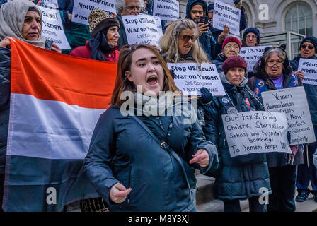 New York, Vereinigte Staaten. 20 Mär, 2018. Kate Alexander, Politik und Öffentlichkeitsarbeit Direktor, Peace Action NYS - New Yorker auf den Stufen des Rathauses am 20. März 2018; zu Fragen Bürgermeister De Blasio sich gegen den bevorstehenden saudischen Prinzen Besuch in NYC wegen seiner wichtigen Rolle für die humanitäre Krise in Jemen sprechen. Heute ist der saudische Kronprinz Mohammed Bin Salman, Präsident Trumpf. Unterdessen hat der Senat kann heute auf die Unterstützung der USA für die saudi-arabische Krieg im Jemen stimmen. Der Prinz wird in NYC, in der nächsten Woche reisen. Heute morgen Aktivisten protestierten in NY City Hall und die Weißen Hou Stockfoto