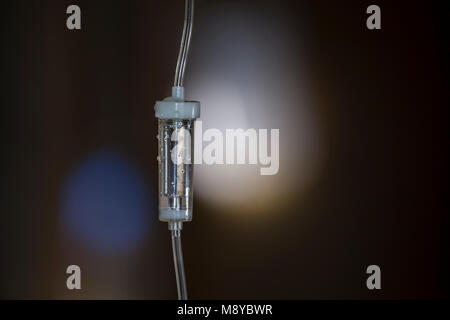 Medizinische Tropfenzähler Makro drop Counter im Krankenhaus Stockfoto