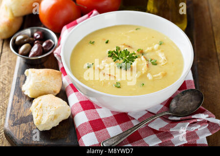 Cremige Lemon Chicken Soup Stockfoto