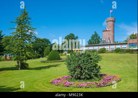 Bismarckturm auf dem Vogel Berg mit Hotel Ostseeblick, Luetjenburg, Ostsee, Schleswig-Holstein, Deutschland, Europa Stockfoto