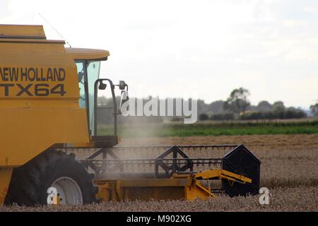 Die Mähdrescher auf einem Bauernhof Stockfoto