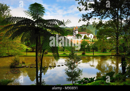 Im 18. Jahrhundert gegründet, die Terra Nostra Garden in Furnas ist einer der schönsten und exotische Gärten der Welt. São Miguel, Azoren Stockfoto