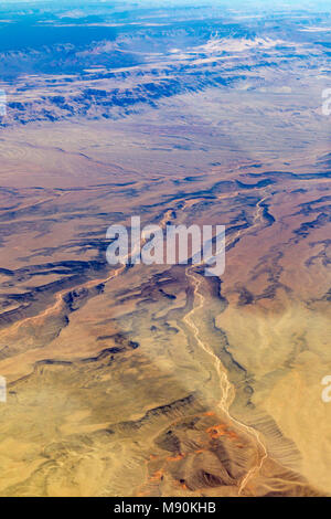 Blick von Virgin Atlantic auf dem Weg von Gatwick North Terminal zu Las Vegas Blick aus dem Fenster von 35.000 ft. Stockfoto