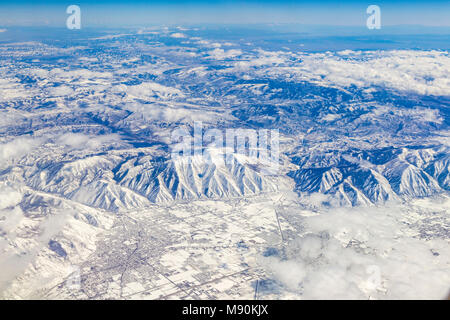 Blick von Virgin Atlantic auf dem Weg von Gatwick North Terminal zu Las Vegas Blick aus dem Fenster von 35.000 ft. Stockfoto
