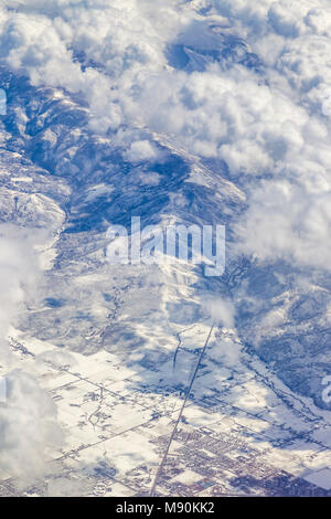 Blick von Virgin Atlantic auf dem Weg von Gatwick North Terminal zu Las Vegas Blick aus dem Fenster von 35.000 ft. Stockfoto