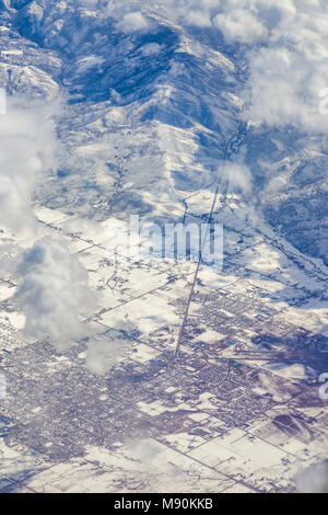 Blick von Virgin Atlantic auf dem Weg von Gatwick North Terminal zu Las Vegas Blick aus dem Fenster von 35.000 ft. Stockfoto