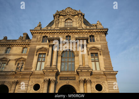 Louvre (Detail), Paris, Frankreich. Stockfoto