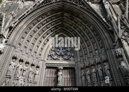 Saint Ouen Abteikirche, Rouen, Frankreich. Veranda. Stockfoto