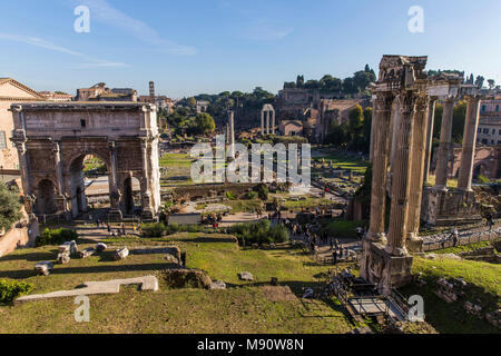 Das Forum Romanum, Rom, Italien. Stockfoto