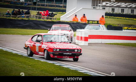 Mike Whitaker Fahren seines 1979 Ford Capri Mk3 3.0S im Gerry Marshall Trophäe in Goodwood Mitgliederversammlung 76 Am Goodwood Motor Circuit Stockfoto