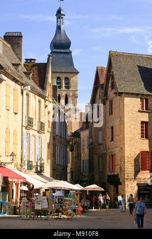 Hauptplatz Sarlat-la-Caneda Dordogne Nouvelle-Aquitaine Frankreich Stockfoto