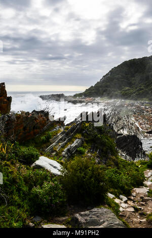 Der südafrikanischen Küste entlang der Start der Otter Trail in Tsitsikamma National Park, Südafrika Stockfoto