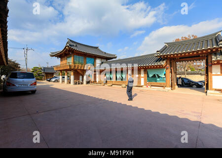 Gimhae, Südkorea - 10. März 2018: Gimhae Hanok Erfahrung Hall Stockfoto