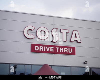 Cardiff, Wales UK: 21. März 2018: Costa Coffee ist eine britische multinationale Kaffeehaus im Besitz von Whitbread. Es ist die zweite größte Kette in der Welt Stockfoto