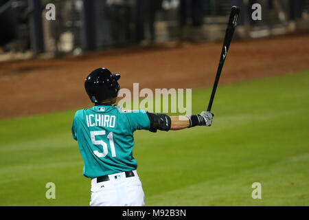 Stadion Peoria, Arizona, USA. 21 Mär, 2018. Ichiro Suzuki (Seeleute), 21. MÄRZ 2018 - MLB: Ichiro Suzuki von den Seattle Mariners während einer MLB Major League Baseball Frühling Training Spiel bei Peoria Stadium, California, United States. Credit: YUTAKA/LBA SPORT/Alamy leben Nachrichten Stockfoto