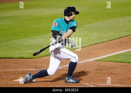 Stadion Peoria, Arizona, USA. 21 Mär, 2018. Ichiro Suzuki (Seeleute), 21. MÄRZ 2018 - MLB: Ichiro Suzuki von den Seattle Mariners während einer MLB Major League Baseball Frühling Training Spiel bei Peoria Stadium, California, United States. Credit: YUTAKA/LBA SPORT/Alamy leben Nachrichten Stockfoto