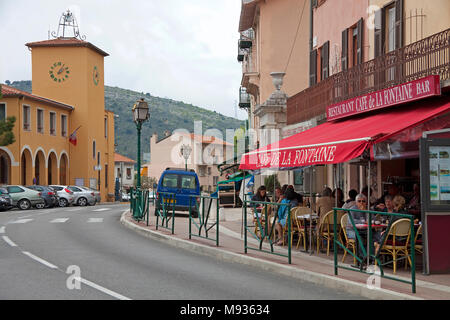 Streetcafe im Village La Turbie, Süd Frankreich, Var, Provence, Cote d'Azur, Frankreich, Europa Stockfoto