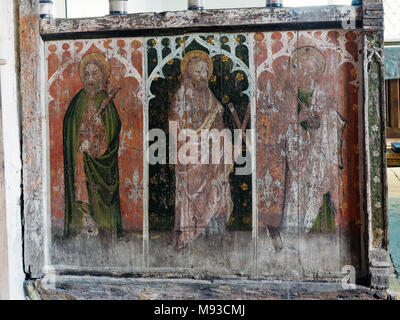 Die bemerkenswerte Gemälde aus dem 14. Jahrhundert auf die mittelalterliche Lettner in der alten Dorfkirche an Edingthorpe in North Norfolk. Stockfoto