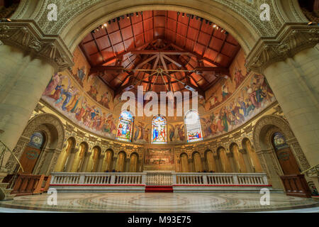 Stanford, Kalifornien - 19. März 2018: Stanford Memorial Altar der Kirche Stockfoto