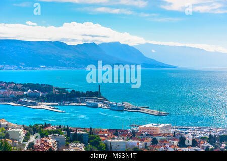Malerischer Blick auf Split Hafen im Sommer, Kroatien, Dalmatien Region. Stockfoto