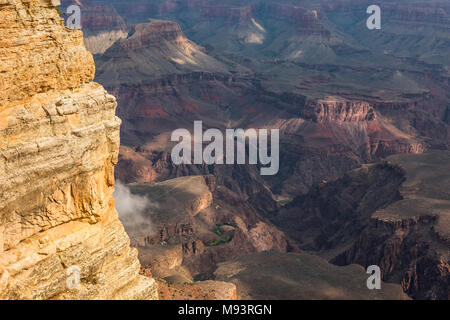 Morgen Wolken, Yavapai Point, Grand Canyon NP, AZ, USA, Mitte September, von Dominique Braud/Dembinsky Foto Assoc Stockfoto