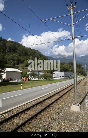 Berninabahn links St. Moritz, Schweiz, mit der Stadt von Tirano, Italien, über den Bernina Pass Stockfoto