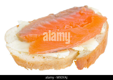 Sandwich mit Butter und roter Fisch isoliert auf weißem Hintergrund. Stockfoto