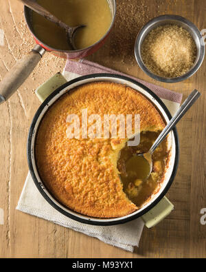 Pouding Chômeur. Der arme Mann Pudding. Kanada Essen Stockfoto