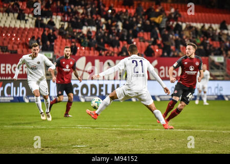 Bronchial-, Nürnberg, Max Morlock Stadion 02.02.2018 - professionelle Fußball, 2.Bundesliga - 1. FC Nürnberg gegen Erzgebirge Aue - Bild: (von L-R) Malcolm Stockfoto